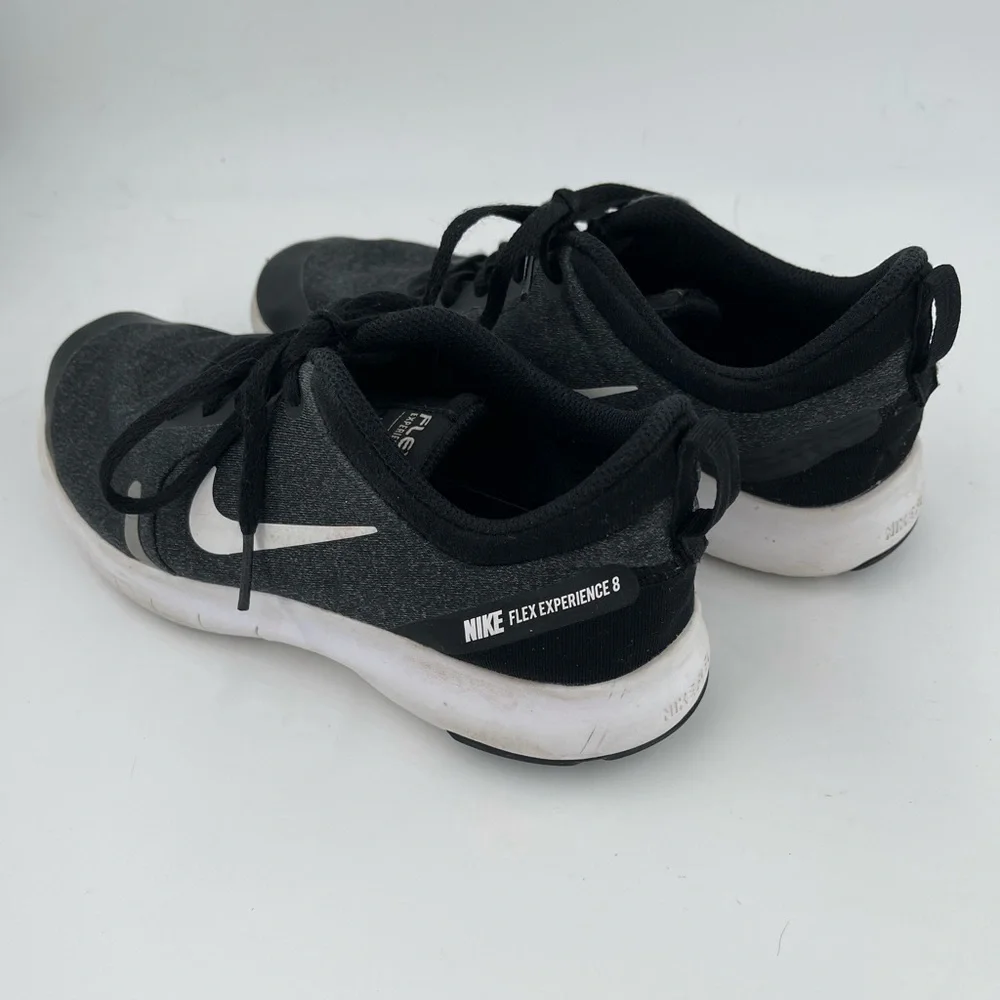 🥾 Nike Girl’s Flex Experience 8 Black Running Shoe - Size 6 Girl’s Youth Op